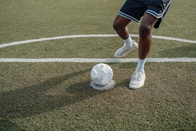 هدافو الدوري السعودي 2023من يتصدر قائمة التسجيل؟